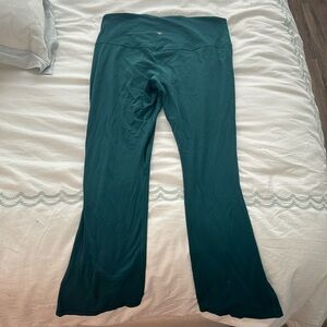 Lululemon Align High-Rise mini flared pant (extra short)